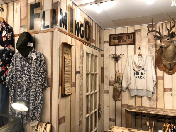 フラミンゴ表参道店 | Discover unique vintage shops in Japan on Vintage.City