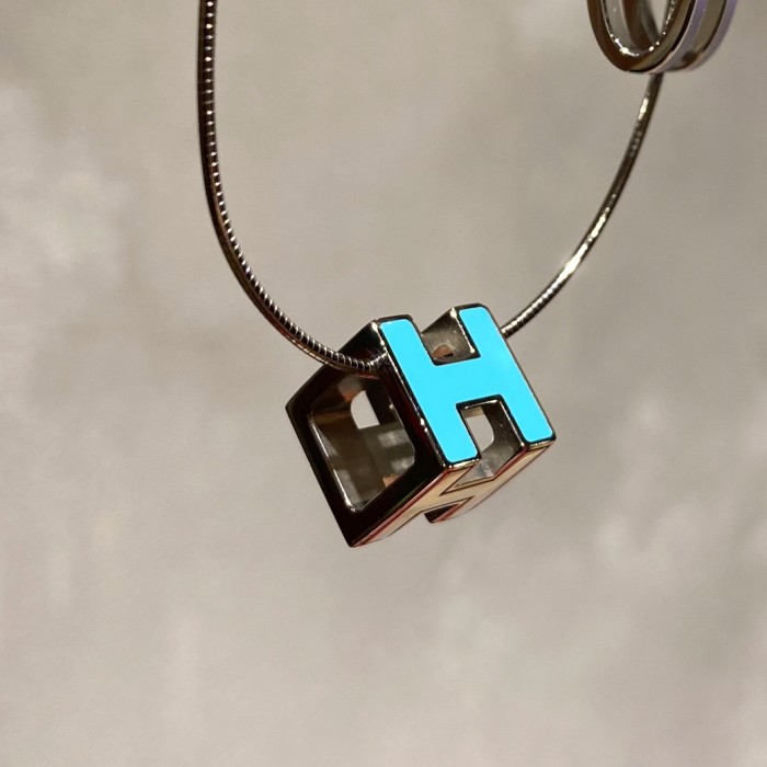 Hermes necklace | Vintage.City 古着屋、古着コーデ情報を発信