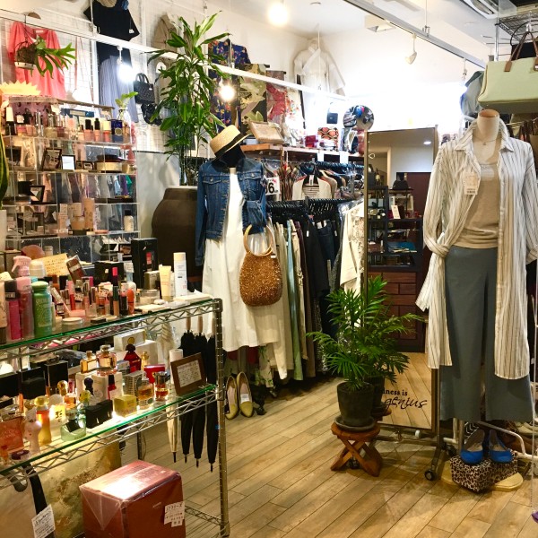 TOKUICHI | Discover unique vintage shops in Japan on Vintage.City