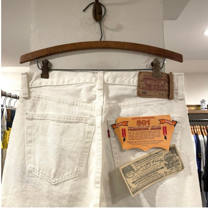 Levis 501 DEADSTOCK リーバイス ホワイトデニム UK製 | Vintage.City Vintage Shops, Vintage Fashion Trends