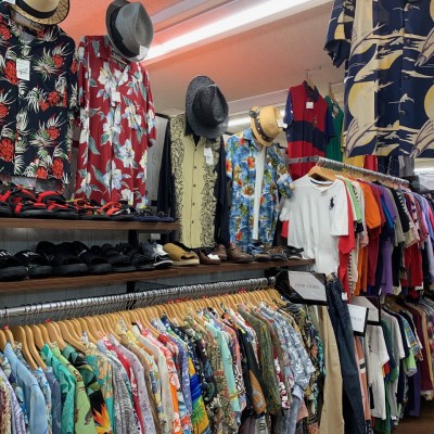 BOOKOFF×SURF 茅ヶ崎駅北口店 | Vintage Shops, Buy and sell vintage fashion items on Vintage.City