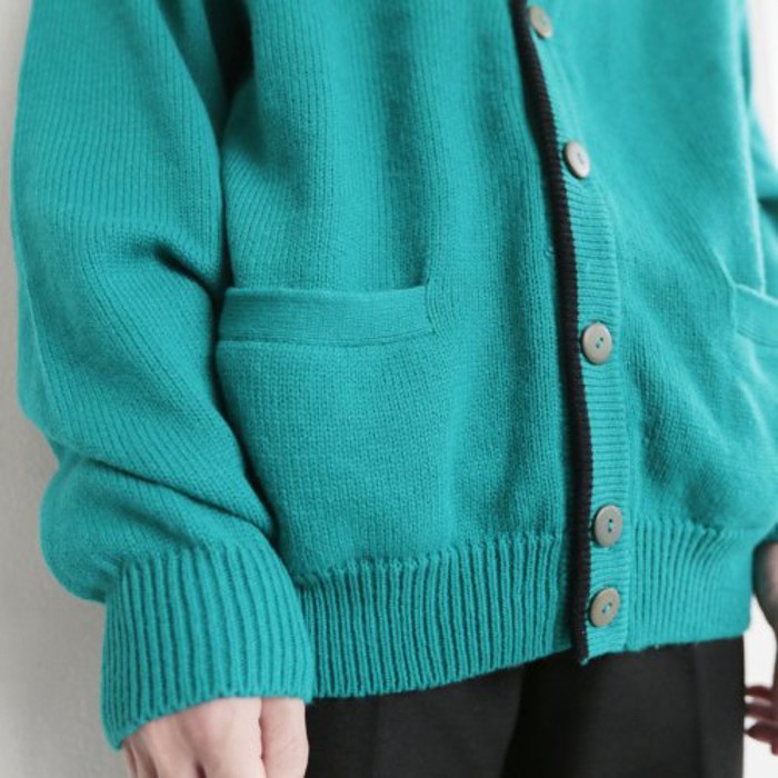 old piping acrylic cardigan | Vintage.City Vintage Shops, Vintage Fashion Trends