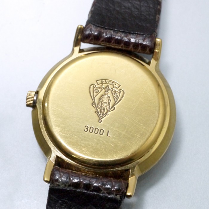 OLD Gucci ギリシャ数字ブラックフェイス腕時計（リザード・茶 ...