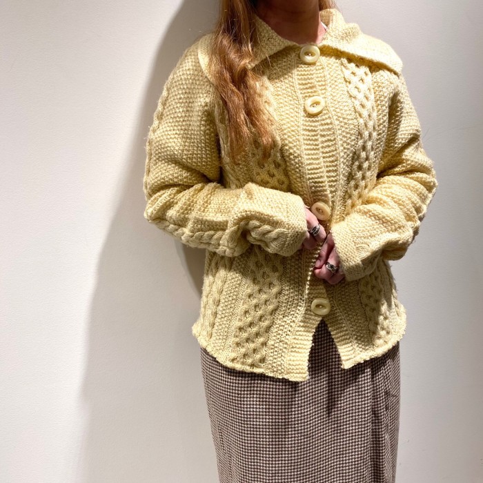 Big coller cable knit cardigan | Vintage.City 古着屋、古着コーデ情報を発信