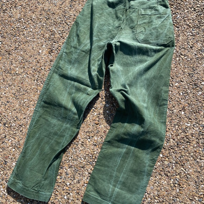 Swedish military green fade pants | Vintage.City