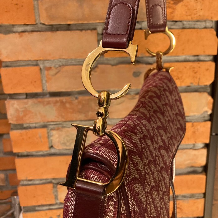 Christian Dior Trotter Saddle Bag Red | Vintage.City 빈티지숍, 빈티지 코디 정보