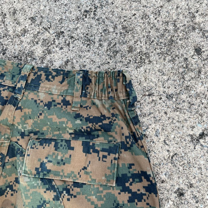 US military digital camo pants | Vintage.City 古着屋、古着コーデ情報を発信