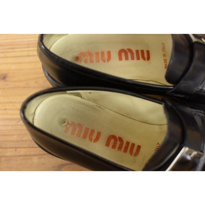 MIUMIU レディース ローファー レザー シューズ ブラック 23cm相当 | Vintage.City 빈티지숍, 빈티지 코디 정보