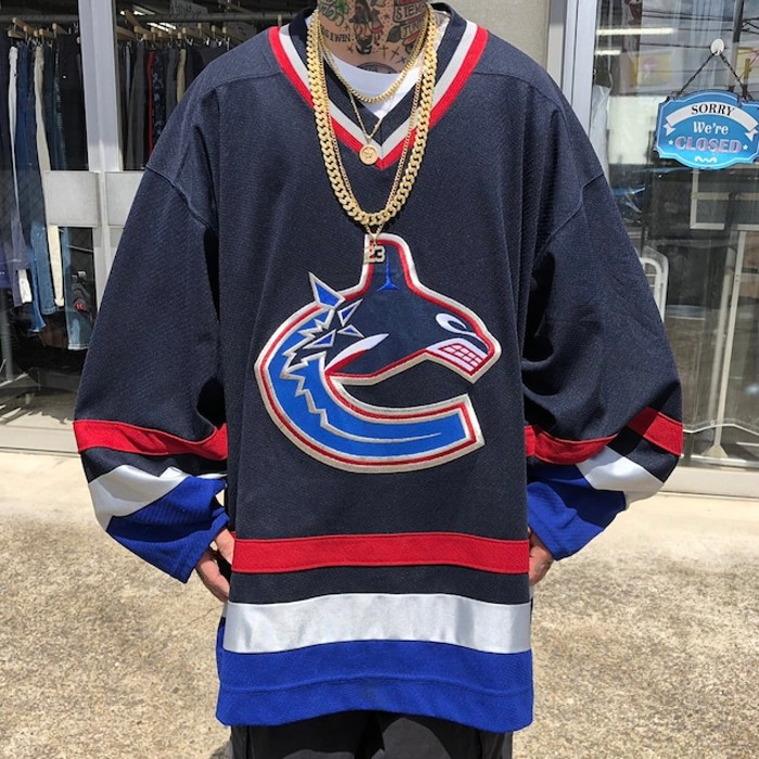 7114.90s カナダ製 NHL バンクーバーカナックス ホッケーシャツ XL
