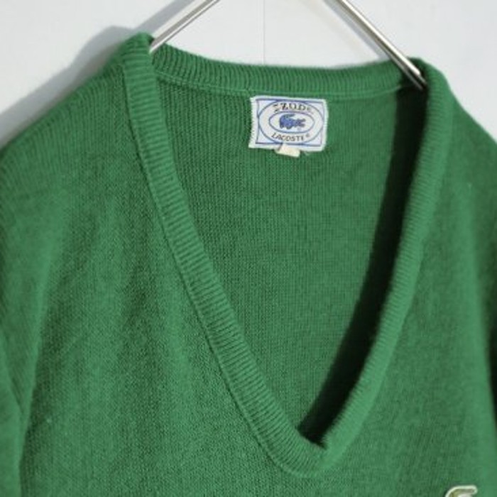80's "LACOSTE" green Vneck acrylic knit | Vintage.City 古着屋、古着コーデ情報を発信