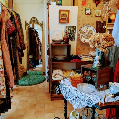 古いモノとお洋服ジジ | Vintage Shops, Buy and sell vintage fashion items on Vintage.City