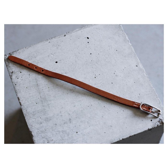 Old “HERMES” Narrow Leather Bracelet | Vintage.City 빈티지숍, 빈티지 코디 정보