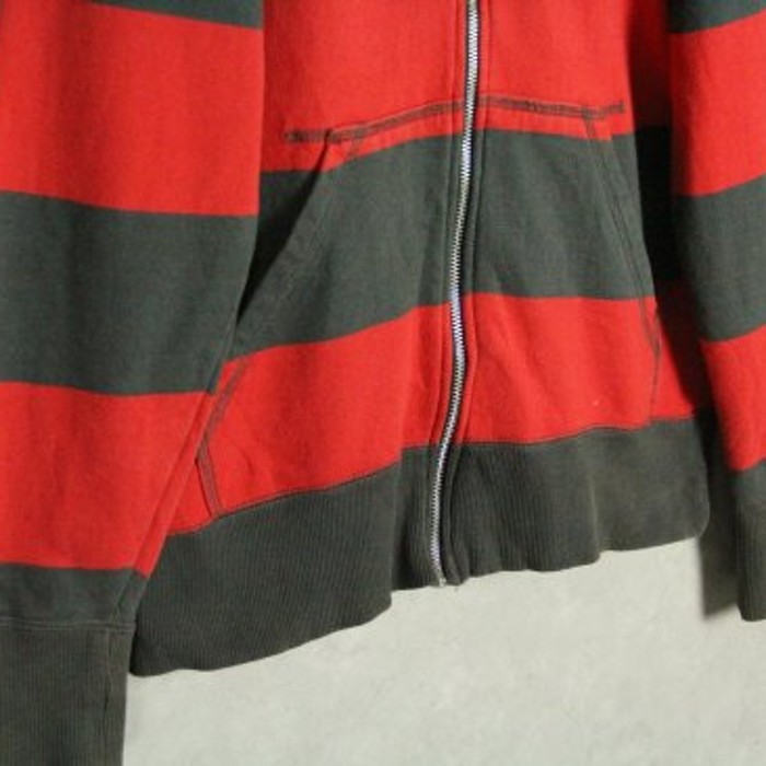 "NIKE" red&black border hoodie | Vintage.City 古着屋、古着コーデ情報を発信