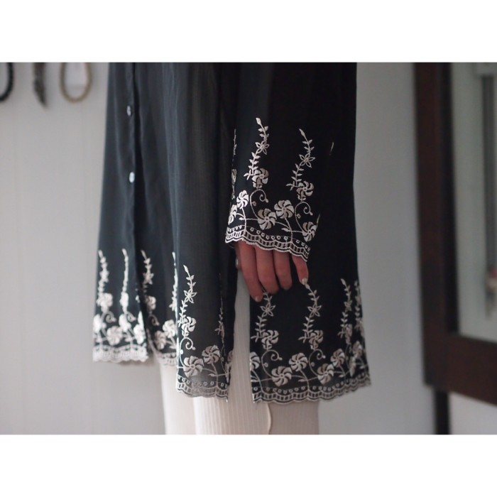 embroidery sheer shirt 花柄刺繍 シアーシャツ | Vintage.City