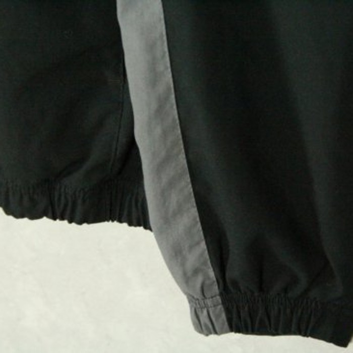 "NIKE" emblem design black track jacket | Vintage.City 古着屋、古着コーデ情報を発信