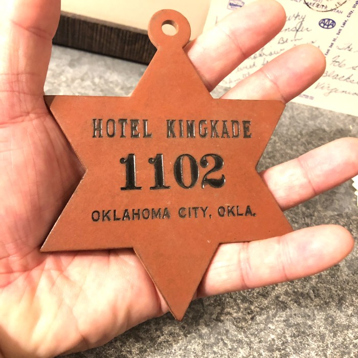 アメリカ モーテル ホテルキー No.1102 ヴィンテージ オクラホマ USA | Vintage.City 古着屋、古着コーデ情報を発信