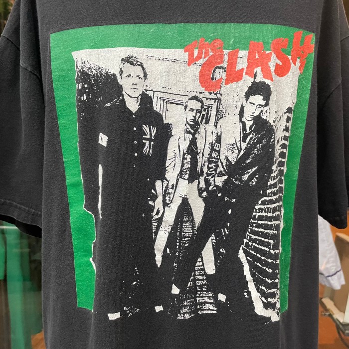 the clash band tee | Vintage.City 古着屋、古着コーデ情報を発信