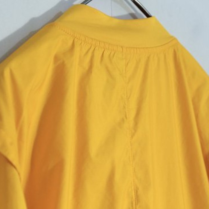 "NIKE" pullover yellow nylon jacket | Vintage.City Vintage Shops, Vintage Fashion Trends