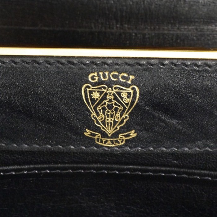 OLD Gucci サークルロゴ金具総革チェーンミニバッグ（黒） | Vintage.City 古着屋、古着コーデ情報を発信
