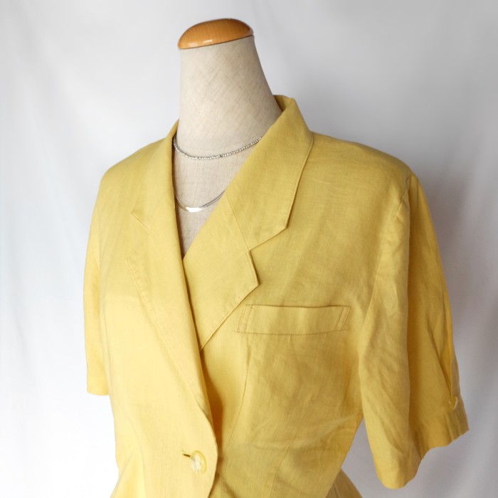Canary yellow linen flare blouse | Vintage.City Vintage Shops, Vintage Fashion Trends
