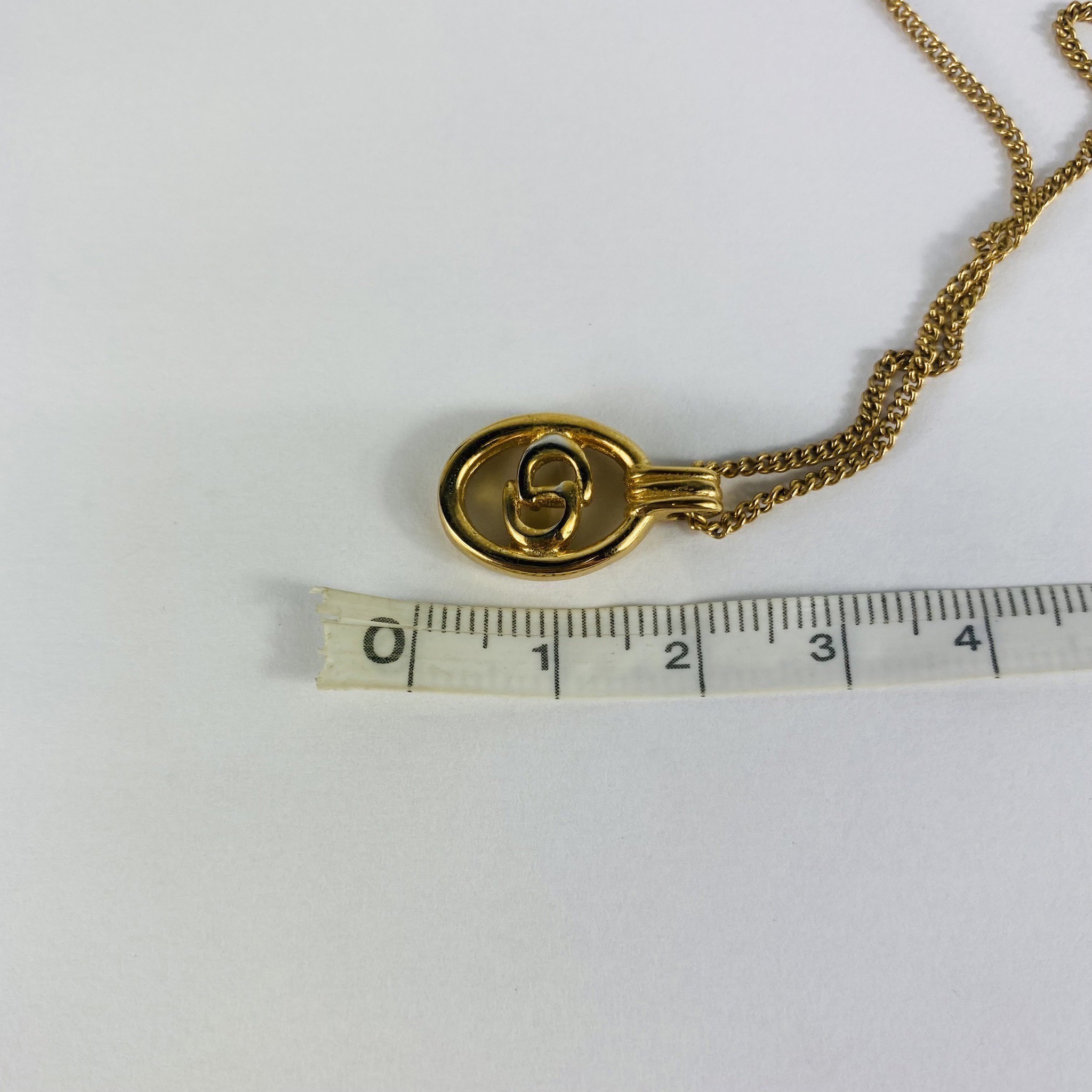 限定商品サイト 【即日発送】dior クリスチャンディオール　ネックレス　石付き　ゴールド ネックレス
