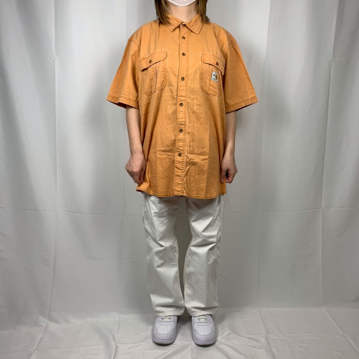 【カーハート】ワンポイントパッチロゴ　半袖シャツ　くすみオレンジ　オーバーサイズ | Vintage.City 古着屋、古着コーデ情報を発信