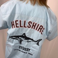 【ステューシー】HELLSHIRE 鮫　刺繍ロゴ半袖シャツ　くすみブルー | Vintage.City 빈티지숍, 빈티지 코디 정보