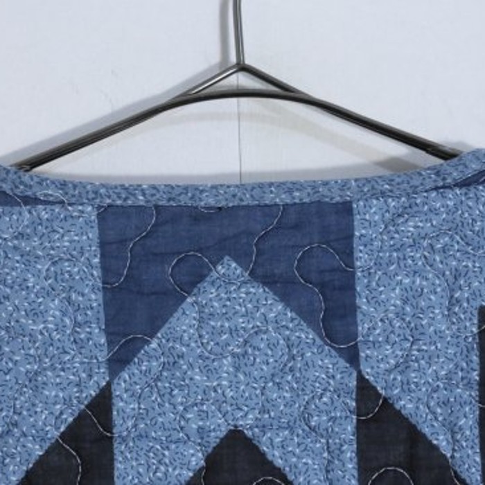 patchwork × wave pattern quilting vest | Vintage.City 빈티지숍, 빈티지 코디 정보