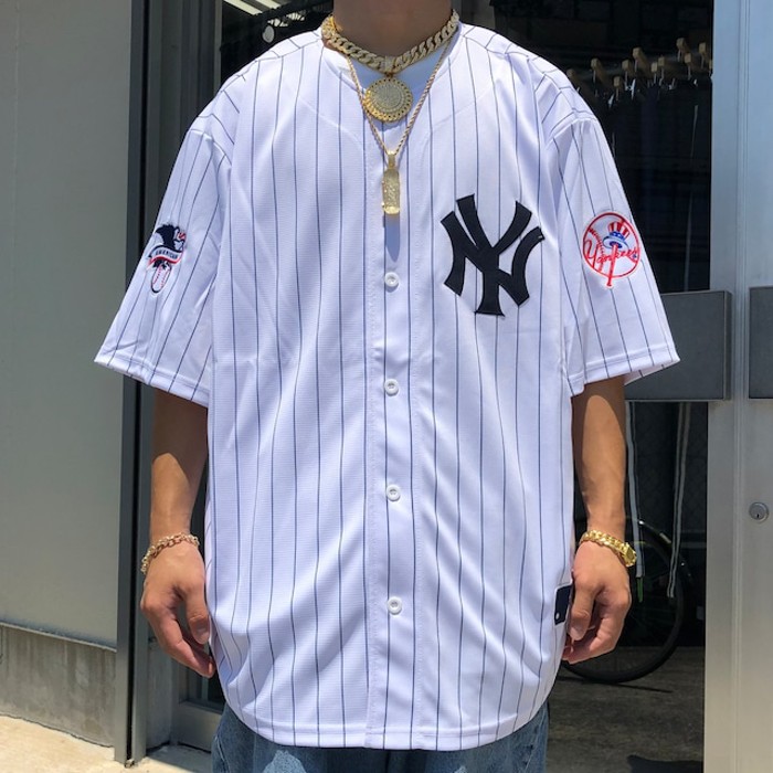 9569.【新品】MLB ニューヨークヤンキース ベースボールシャツ ゲーム 