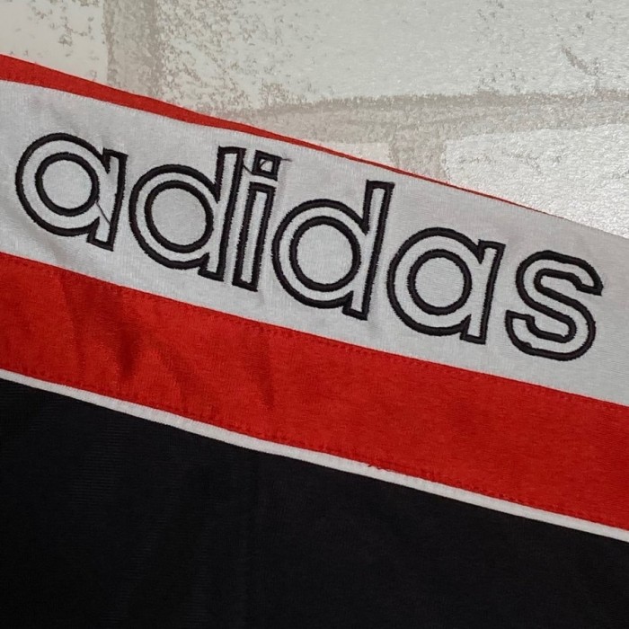 adidas（アディダス）　赤×白×黒　半袖フルジップジャケット　Lサイズ　 | Vintage.City 빈티지숍, 빈티지 코디 정보