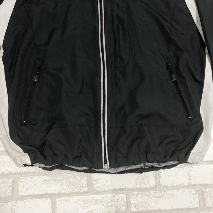 Reebok（リーボック）　黒　ブラック　長袖ナイロンジャケット　XLサイズ | Vintage.City 빈티지숍, 빈티지 코디 정보