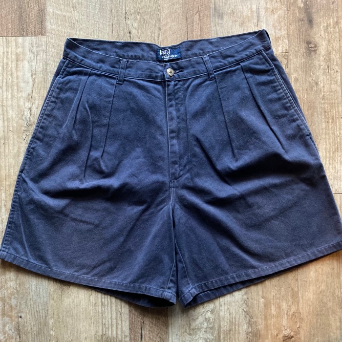 POLO by Ralph Lauren 2tuck CHINO SHORTS | Vintage.City