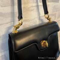 OLD Gucci　激レア!!ホースヘッド総革ショルダーバッグ（黒） | Vintage.City Vintage Shops, Vintage Fashion Trends