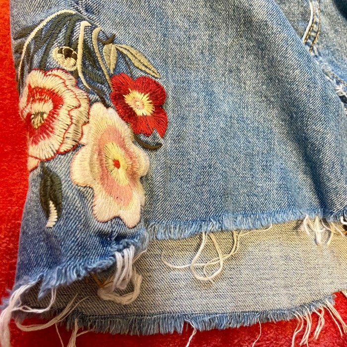 used ZARA 刺繍デニムスカート | Vintage.City