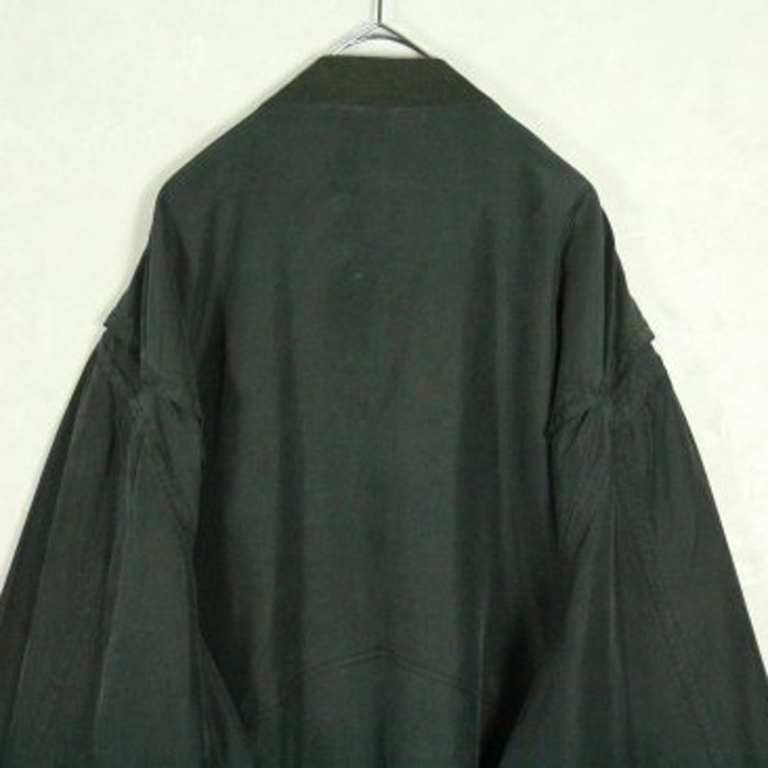 gimmick pocket design black silk jacket | Vintage.City 古着屋、古着コーデ情報を発信