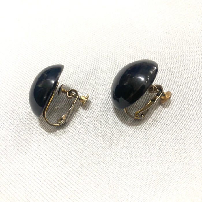 Black half ball earring | Vintage.City 빈티지숍, 빈티지 코디 정보