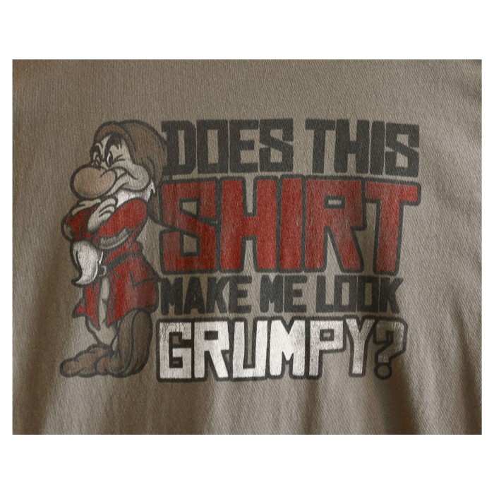 Disney “Grumpy” Seven Dwarfs Tshirt | Vintage.City 빈티지숍, 빈티지 코디 정보