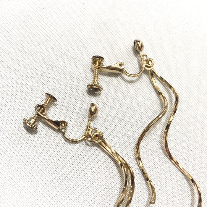 Gold spiral earring | Vintage.City 빈티지숍, 빈티지 코디 정보