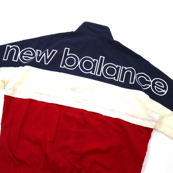 New Balance ナイロンジャケット 刺繍ロゴ