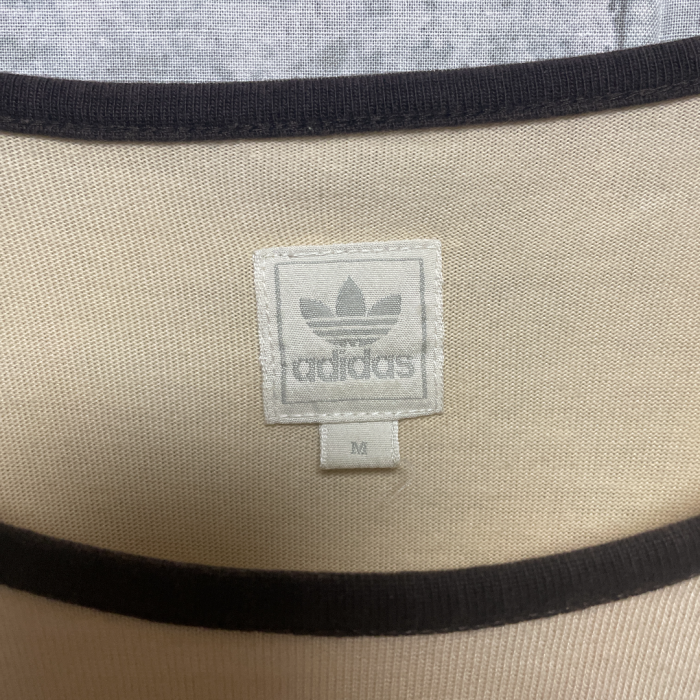 vintage adidas universal tag raglan T | Vintage.City 古着屋、古着コーデ情報を発信