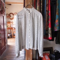mao collar dot blouse/マオカラーの水玉上品ブラウス | Vintage.City Vintage Shops, Vintage Fashion Trends