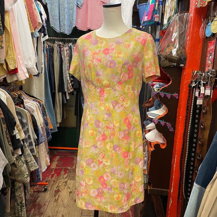 60s〜70s from usa #花柄 #ワンピース | Vintage.City Vintage Shops, Vintage Fashion Trends