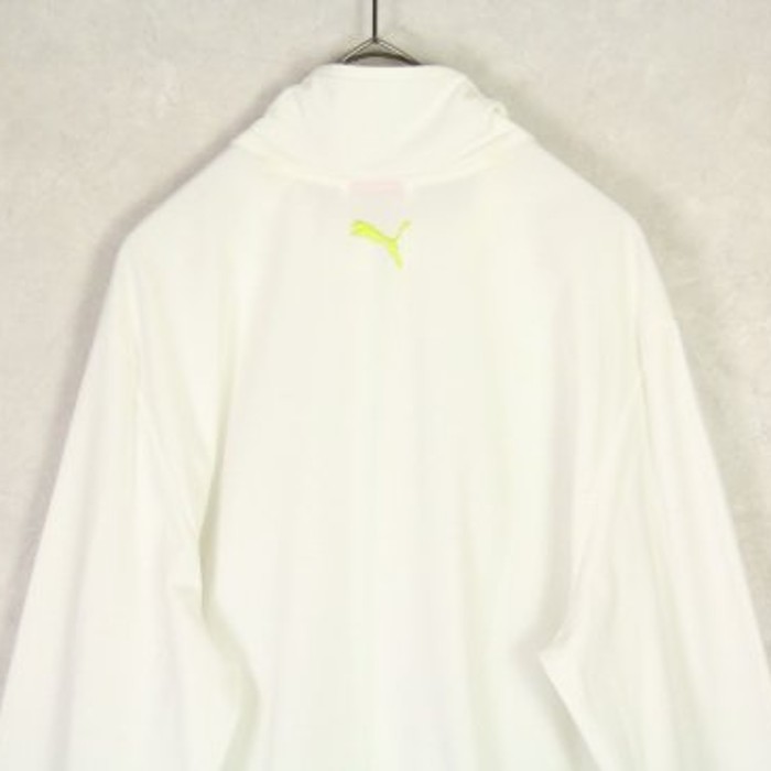 "PUMA" neon logo white track jacket | Vintage.City Vintage Shops, Vintage Fashion Trends