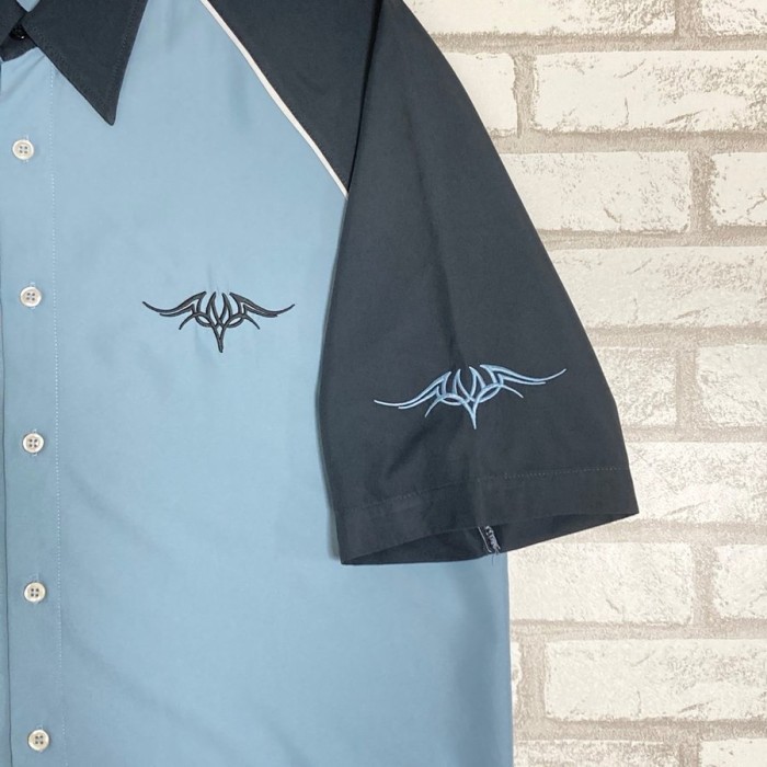 CLOCKHOUSE　ライトブルー×ブルーグレー刺繍入りボーリングシャツ | Vintage.City 古着屋、古着コーデ情報を発信