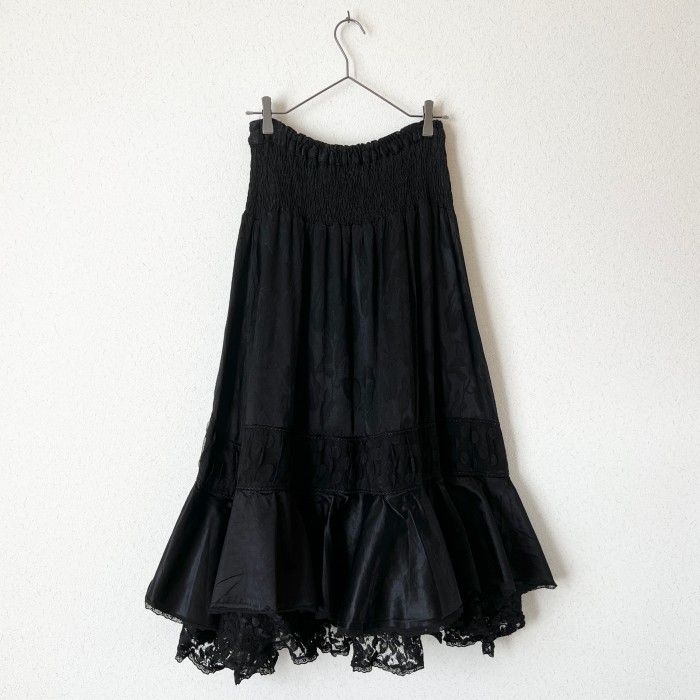 black lace volume skirt | Vintage.City Vintage Shops, Vintage Fashion Trends