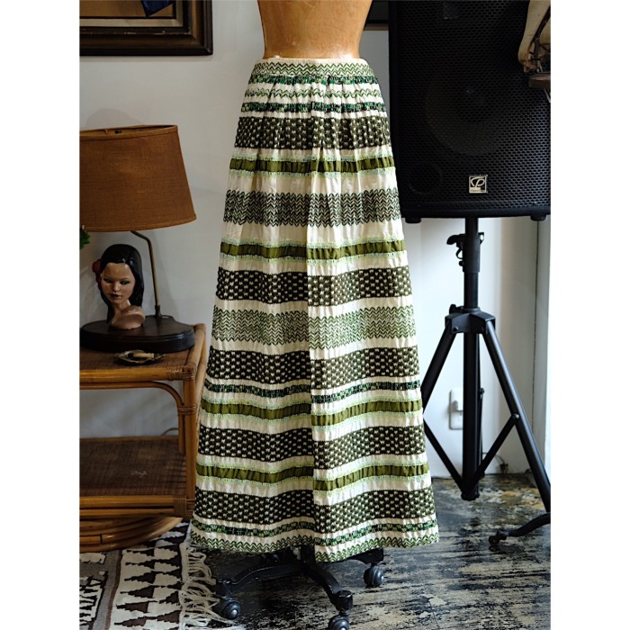 Vintage green skirt | Vintage.City 古着屋、古着コーデ情報を発信