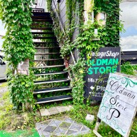 OLD MAN STORE | Discover unique vintage shops in Japan on Vintage.City