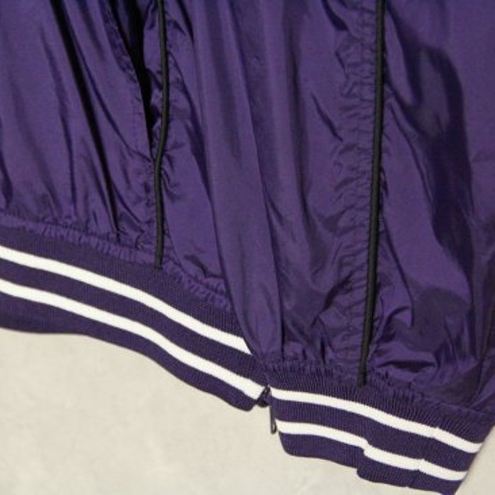 deep purple Vneck sporty pullover | Vintage.City 古着屋、古着コーデ情報を発信