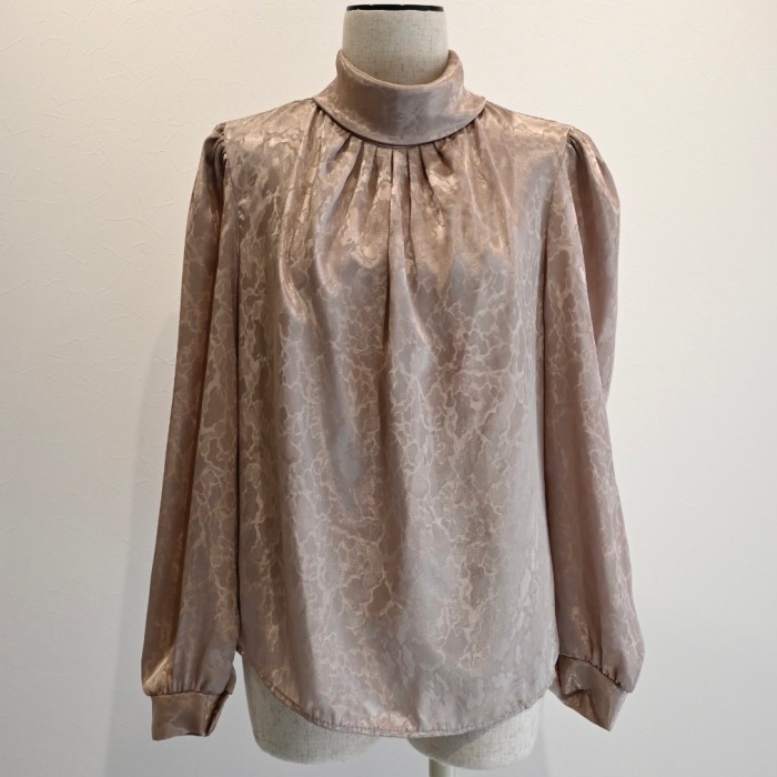 gold design blouse | Vintage.City Vintage Shops, Vintage Fashion Trends