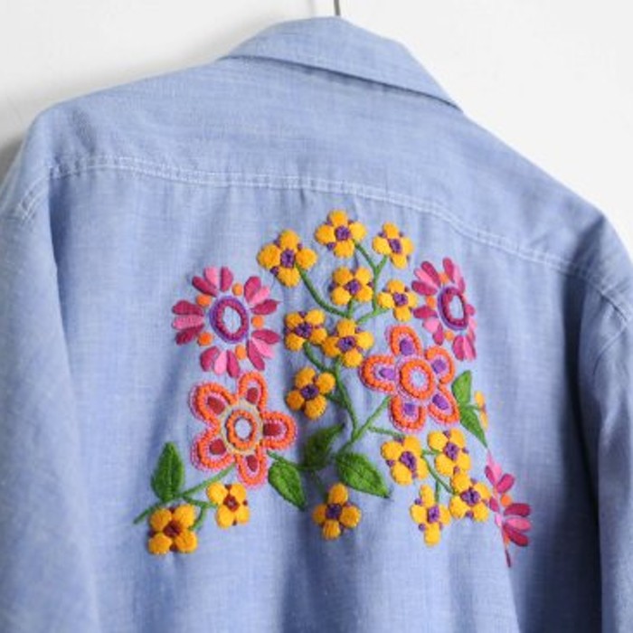 70's fancy flower embroidery shirt | Vintage.City Vintage Shops, Vintage Fashion Trends